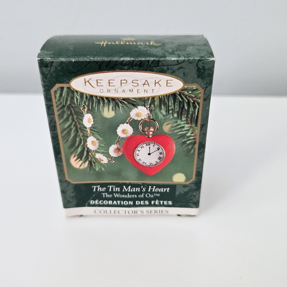 New Wizard Of Oz miniature Tinman's Heart Hallmark Keepsake Ornament